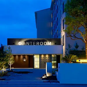 Anteroom Japan